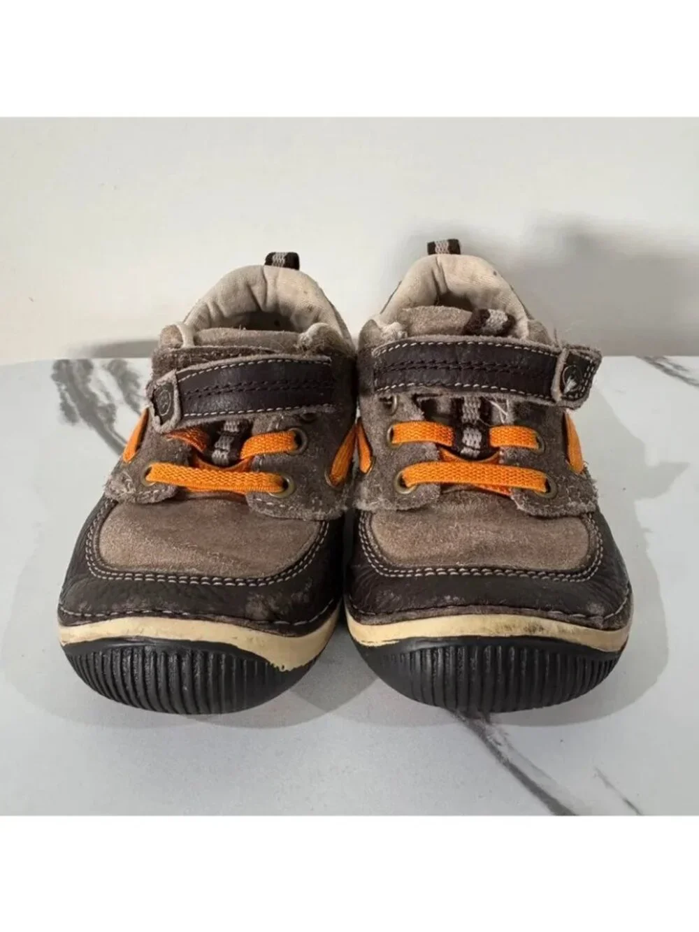 Stride Rite Brown Leather & Suede Sneaker Tennis Shoes 5.5